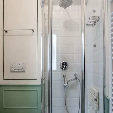 Nizza Bourgeois Family Apartament *