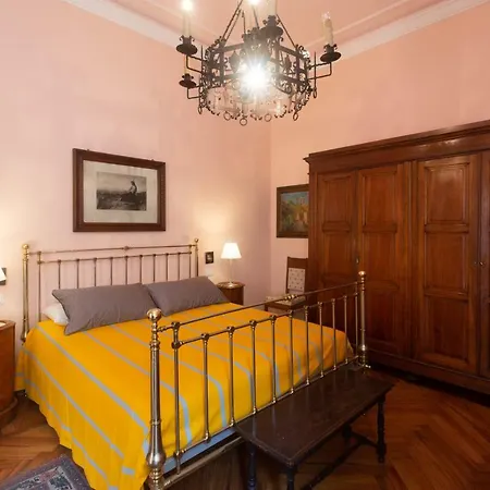 Nizza Bourgeois Family Daire
