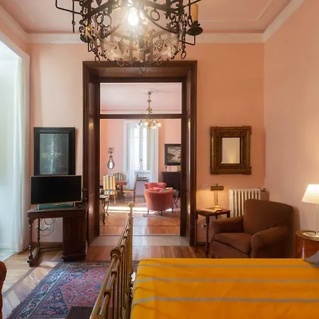Daire Nizza Bourgeois Family Roma