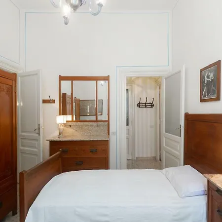 Daire Nizza Bourgeois Family Roma